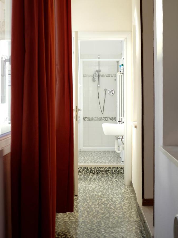 Hotel Fiordiluna, Nel Cuore Di Brescia Exterior foto