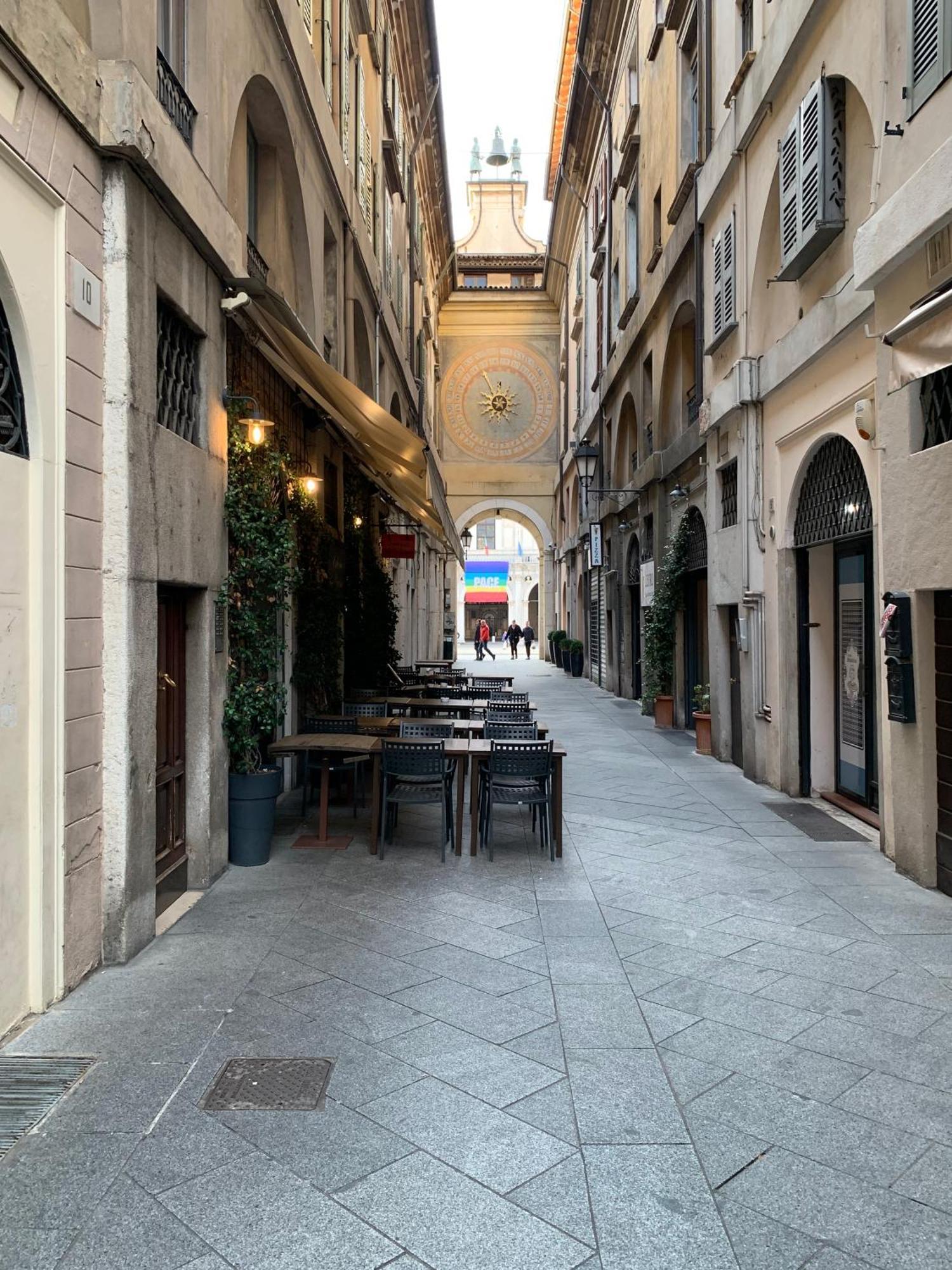 Hotel Fiordiluna, Nel Cuore Di Brescia Exterior foto